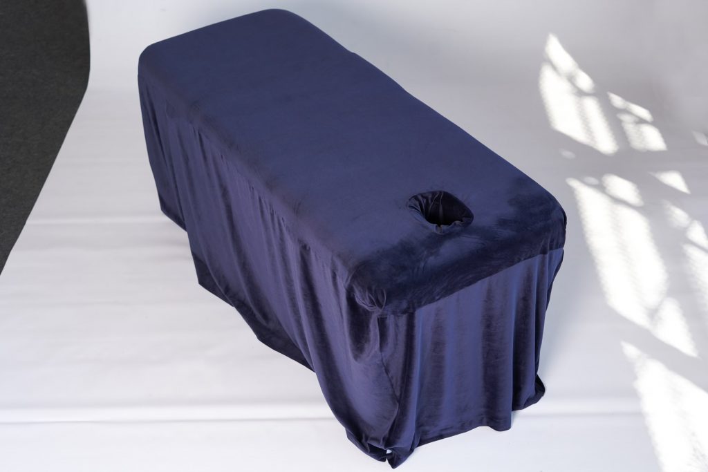 1 piece long massage bed cover with/without a hole for the face